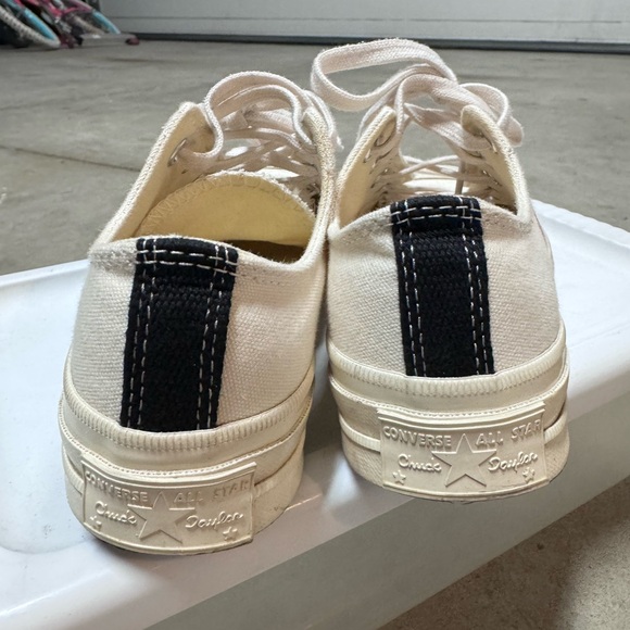 Shoes - Picture 3 of 7